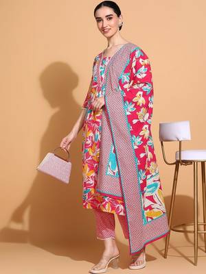 women floral printed  cotton kurta with trousers & with dupatta 3