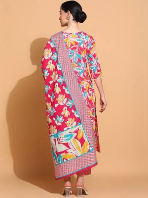 women floral printed  cotton kurta with trousers & with dupatta 6