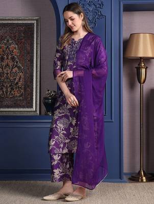 women floral printed sequinned kurta with palazzos & dupatta 4