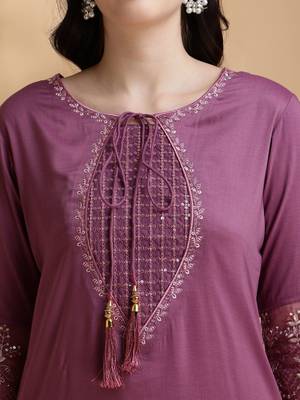 women embroidered sequinned kurta with trousers & with dupatta 3