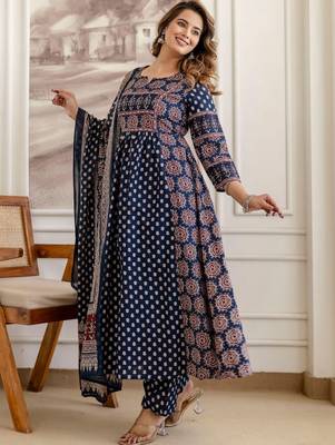 women ethnic motifs printed empire  cotton kurta with trousers & with dupatta 4