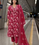 women floral printed thread work  silk kurta with trousers & dupatta