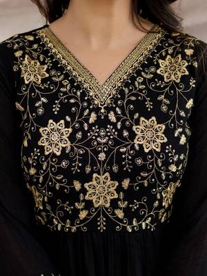 women ethnic motifs embroidered empire sequinned kurta with trousers & with dupatta 6