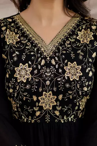 women ethnic motifs embroidered empire sequinned kurta with trousers & with dupatta