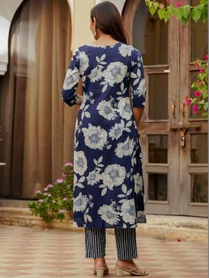 women floral printed pleated  cotton kurta with trousers & with dupatta 4