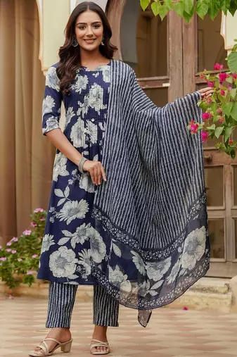 women floral printed pleated  cotton kurta with trousers & with dupatta