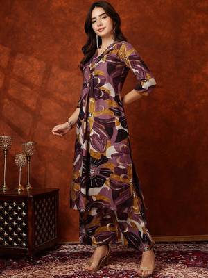 women floral printed regular kurta with palazzos 5