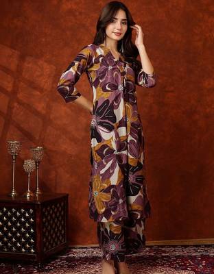 women floral printed regular kurta with palazzos 7