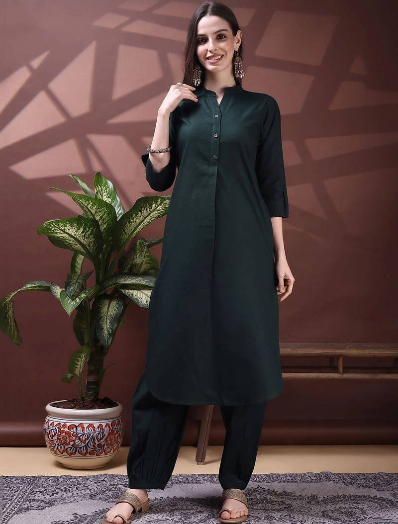women regular  cotton kurta with trousers