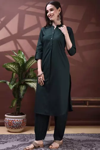 women regular  cotton kurta with trousers