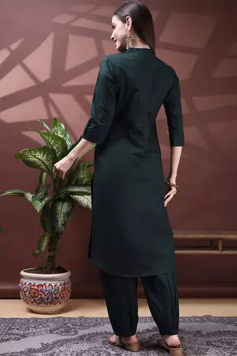 women regular  cotton kurta with trousers