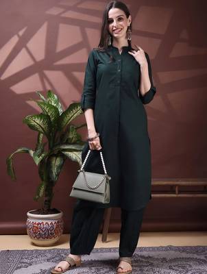 women regular  cotton kurta with trousers 6