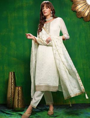 women ethnic motifs embroidered regular sequinned kurta with trousers & with dupatta 3