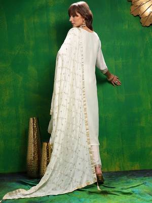 women ethnic motifs embroidered regular sequinned kurta with trousers & with dupatta 4