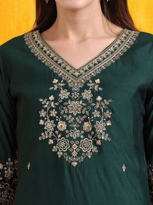embroidered sequinned chanderi cotton straight kurta with trousers & dupatta 2
