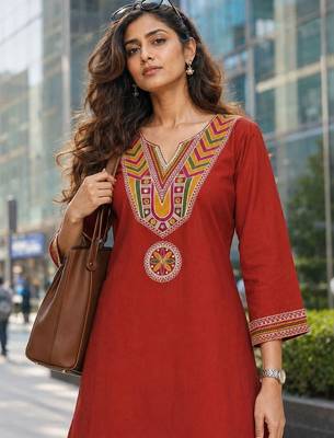 women ethnic motifs embroidered regular thread work  cotton kurta with palazzos 2