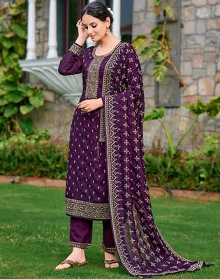 floral embroidered zari round neck straight kurta with trousers & dupatta 4