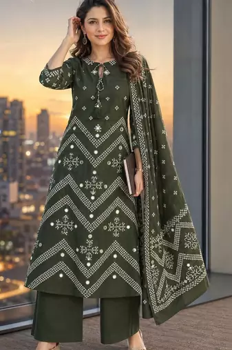 women ethnic motifs embroidered regular mirror work  cotton kurta with palazzos & with