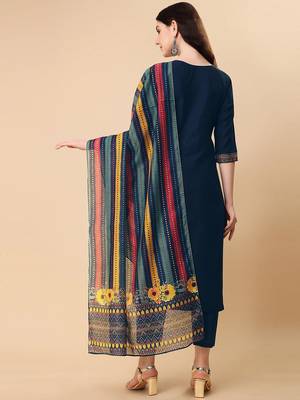 floral embroidered thread work chanderi cotton kurta with trousers & dupatta 5