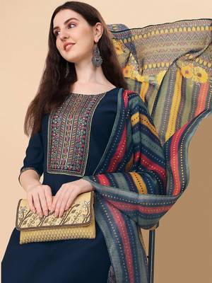 floral embroidered thread work chanderi cotton kurta with trousers & dupatta 6