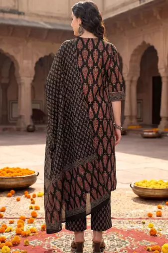 women ethnic motifs printed regular  cotton kurta with trousers & with dupatta