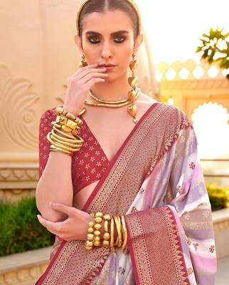 Off white ethnic motifs zari silk blend banarasi saree 3