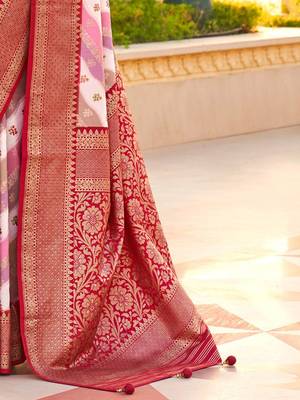 Off white ethnic motifs zari silk blend banarasi saree 5