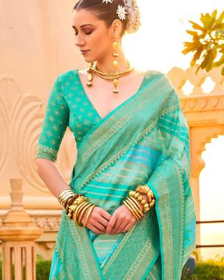 Green ethnic motifs zari silk blend banarasi saree 2