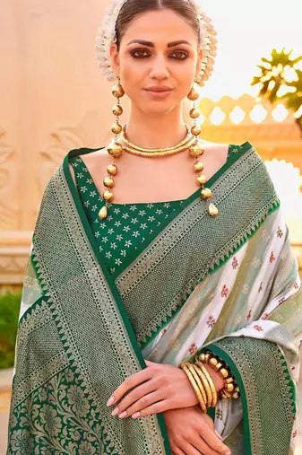 Off white woven design zari silk blend designer banarasi saree