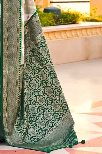 Off white woven design zari silk blend designer banarasi saree