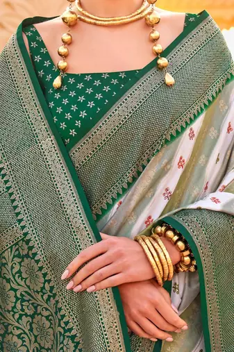 Off white woven design zari silk blend designer banarasi saree