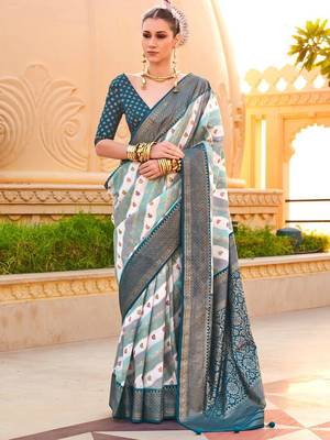 Off white woven design zari silk blend banarasi saree 1