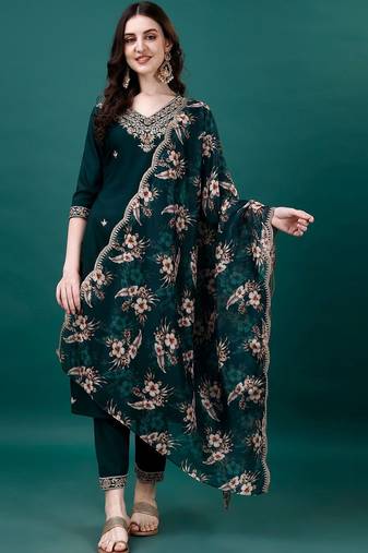 women floral embroidered regular thread work kurta with trousers & with dupatta