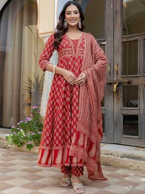 women ethnic motifs printed empire  cotton kurta with trousers & with dupatta 4