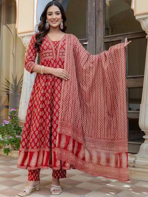women ethnic motifs printed empire  cotton kurta with trousers & with dupatta 5