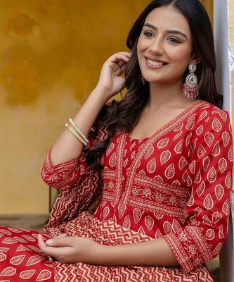 women ethnic motifs printed empire  cotton kurta with trousers & with dupatta 6