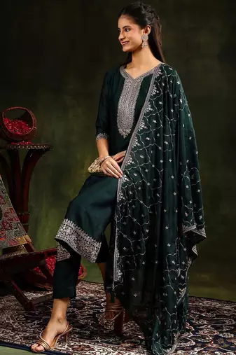 women ethnic motifs embroidered regular kurta with trousers & with dupatta