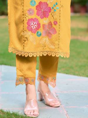 women floral embroidered regular thread work kurta with trousers & with dupatta 7