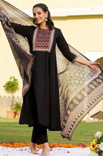 women ethnic motifs printed regular  cotton kurta with trousers & with dupatta