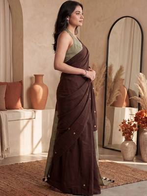 Brown embellished sequinned  cotton designer khadi saree 4
