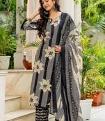 women floral printed regular  cotton kurta with trousers & with dupatta