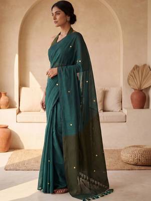 Green embellished sequinned  cotton designer khadi saree 2