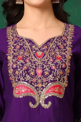 women ethnic motifs embroidered kurta with trousers & dupatta