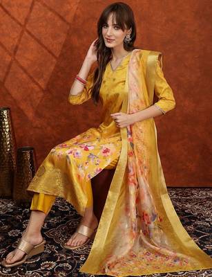floral printed v-neck straight kurta with trousers & dupatta 6