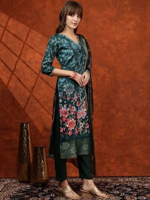 women floral printed regular kurta with trousers & dupatta 3