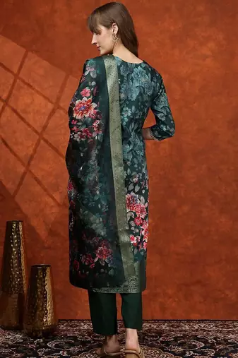 women floral printed regular kurta with trousers & dupatta