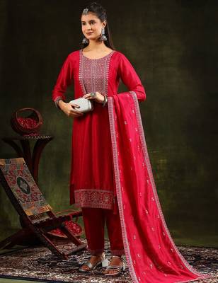 floral embroidered swarovski work kurta with trousers and dupatta 5