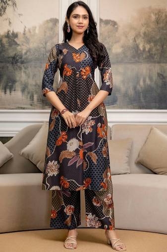 women floral printed kurta with palazzos