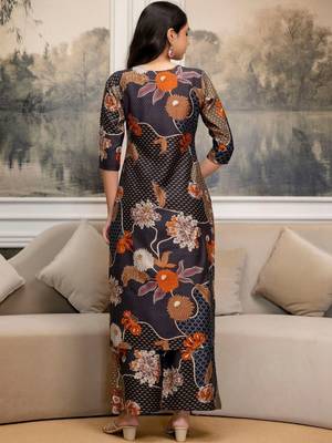 women floral printed kurta with palazzos 4