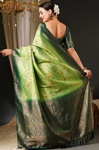 Green green & gold-toned ethnic motifs woven design zari kanjeevaram saree